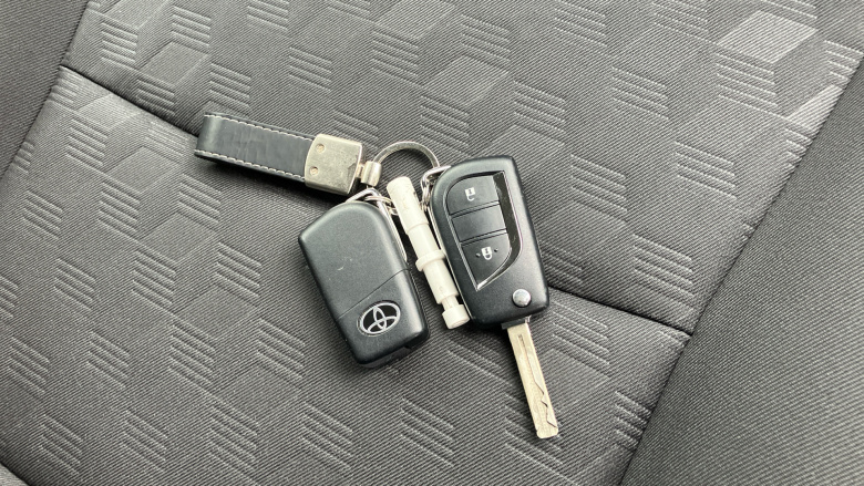 Toyota Yaris 1.5 Hybrid Icon 5dr CVT Hybrid Hatchback